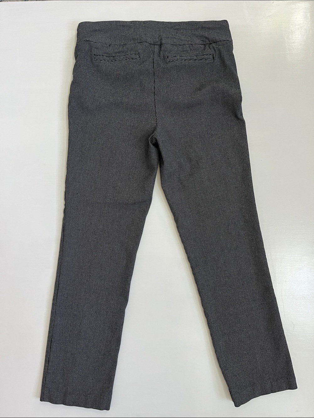 HILARY RADLEY Slim Straight Ankle Pants in Subtle Houndstooth Pattern - Picture 3 of 5